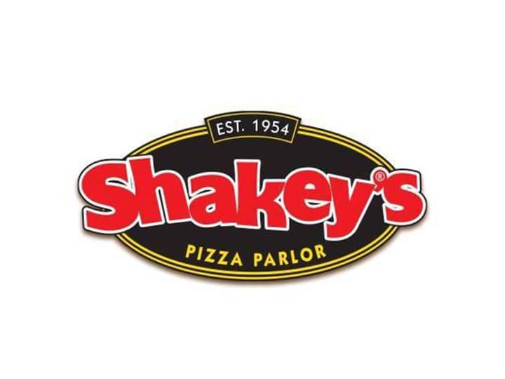Paseo Outlets shakeys